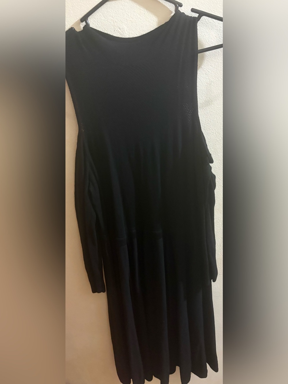 torrid women’s size 1 1x black cold shoulder knit dress